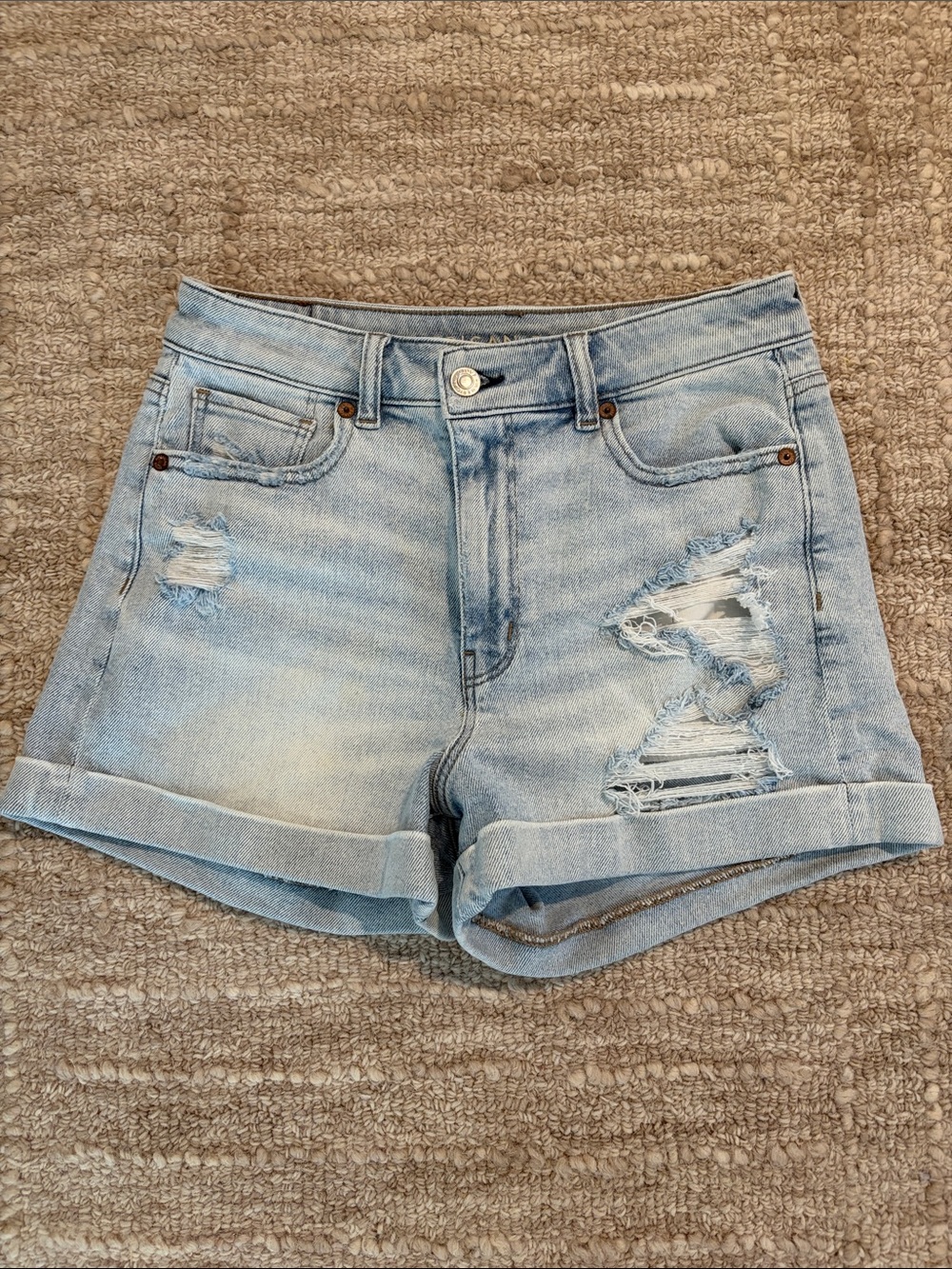 American Eagle Light Blue Distressed Denim Shorts - Women's